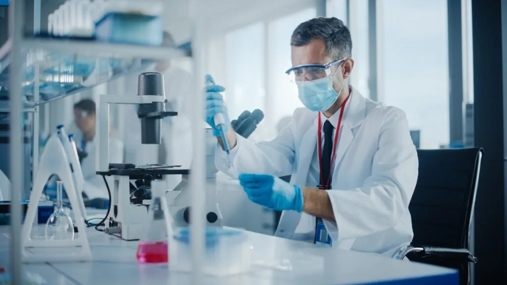 INTRODUCTION TO PHARMACEUTICAL GOOD MANUFACTURING PRACTICES(GMP)