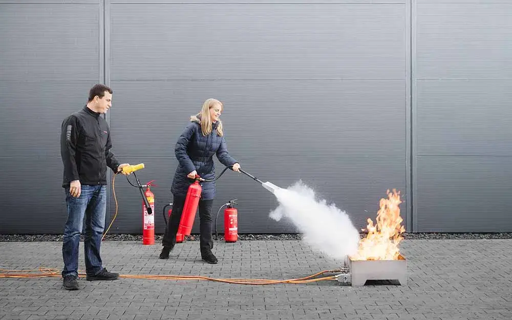 FIRE FIGHTING & FIRE DRILL TRAINING