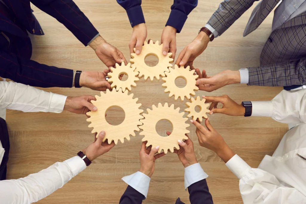 EFFECTIVE PROFESSIONAL NETWORKING: BUILDING STRONG CONNECTIONS FOR PROFESSIONAL SUCCESS