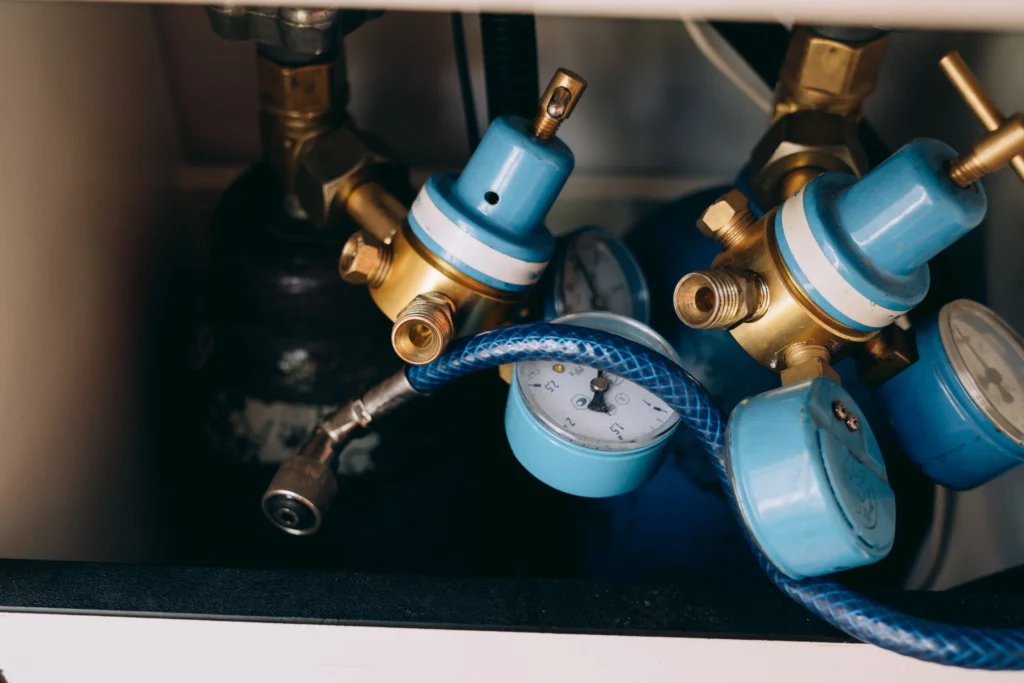 Industrial pneumatic system maintenance demonstration