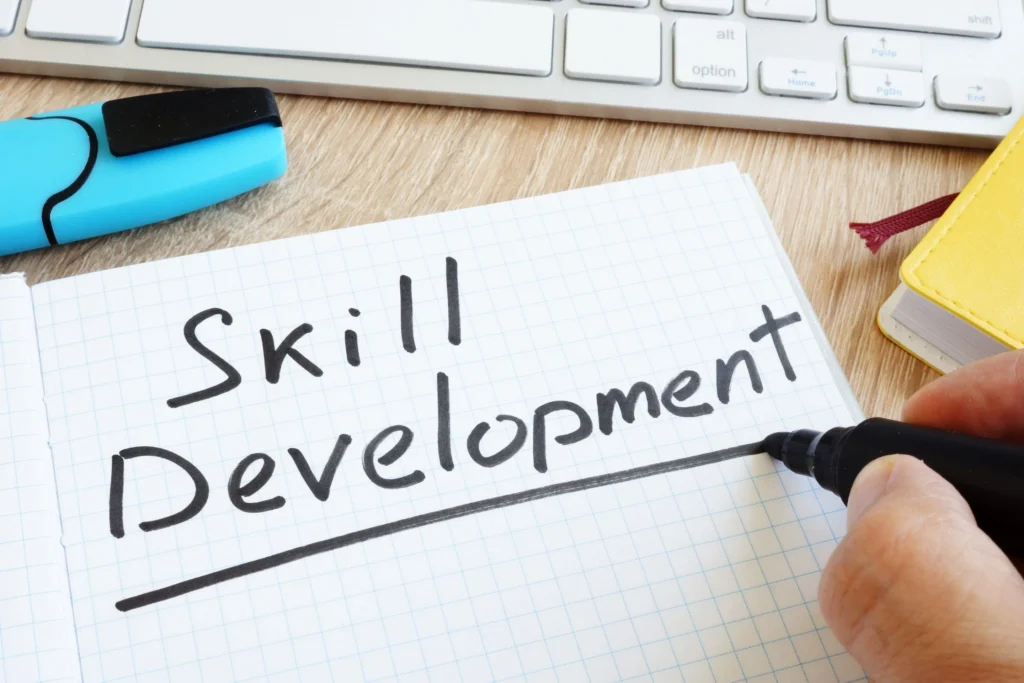 Strategic thinking training for modern leaders developing decision-making skills